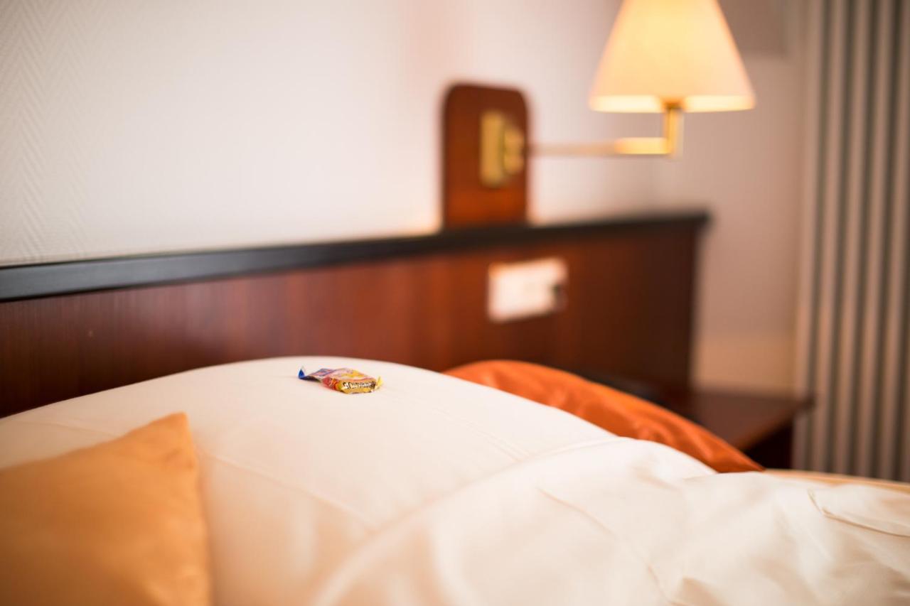 Hotel Freihof Hiddenhausen Екстериор снимка