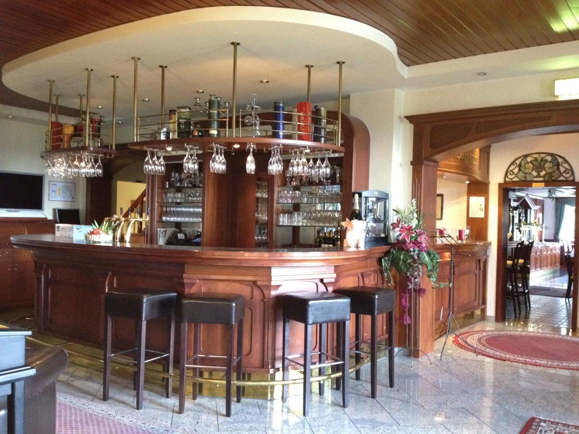 Hotel Freihof Hiddenhausen Екстериор снимка